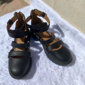 Qupid Black Strappy Heels